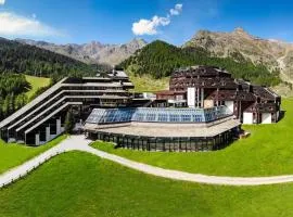 Blu Hotel Senales Zirm-Cristal