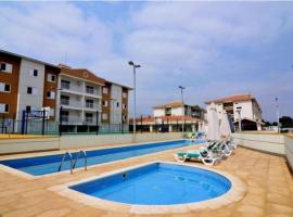 Viana - Apartment - Sleeps 6 - Garden - Pool, hotell sihtkohas Viana