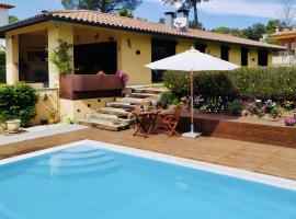 A picture of the hotel: Villa Serena
