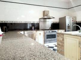 Ξενοδοχείο φωτογραφία: Appartement 200 m 2 + 5 min du c.c.o