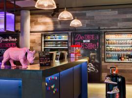 Foto di Hotel: MOXY Frankfurt East