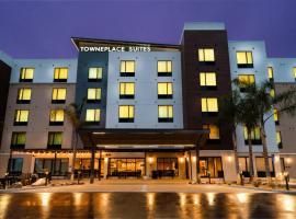 Hotel fotoğraf: TownePlace Suites Irvine Lake Forest