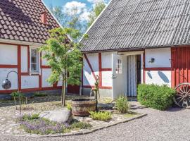 Hotel fotoğraf: Beautiful Home In Munka-ljungby With Wifi