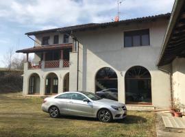 酒店照片: Remarkable 6 bedrooms Villa in Cerrione with land