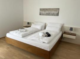 Hotel Photo: Luxusappartement mit Garage im Zentrum