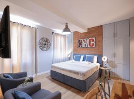 Hotel Photo: Elegance Studio Apartments