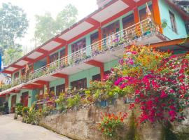 A picture of the hotel: Yumasham Homestay