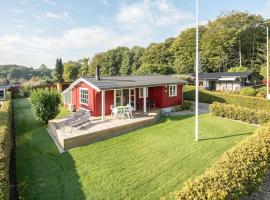 होटल की एक तस्वीर: Holiday Home Florencia - 200m from the sea in SE Jutland by Interhome