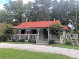 מלון צילום: Pigeon Ridge Cabin Cumberland State Park 2B 2B