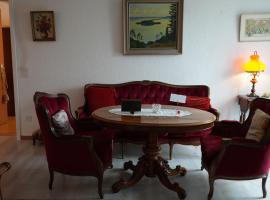 Фотография гостиницы: Dream apartment in nice villa near forest