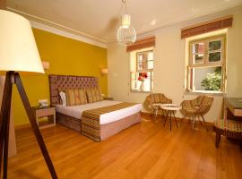 Zdjęcie hotelu: Comfortable Flat with Jacuzzi near Hadrian's Gate