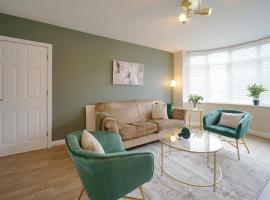 Hotel foto: Stunning luxury 3 bed house with garden in North Leeds