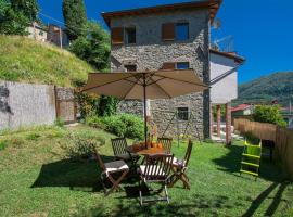 Hotel fotoğraf: Cozy Apartment In Benabbio With Kitchen