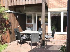 ホテル写真: Nice Home In Ystad With 4 Bedrooms And Wifi