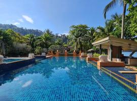 Hotel Photo: Baan Khaolak Beach Resort