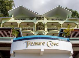 酒店照片: Treasure Cove Hotel & Restaurant