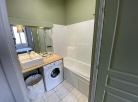 Hotel Photo: Le Saint-Aubin - elegant T2 proche Ramblas