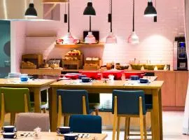 Holiday Inn Calais Coquelles by IHG
