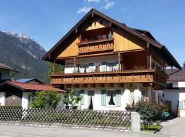 Hotel fotoğraf: Gästehaus Ferienglück Grainau