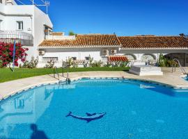 Hotel Foto: Panoramic terrace with pool in Fuengirola Ref 148