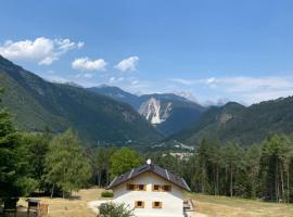 Hotel Foto: Casera Val Montina - Dolomiti Wild
