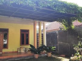 Фотография гостиницы: Singgamira Homestay Jogja