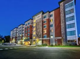 Residence Inn by Marriott Blacksburg-University, хотел в Блексбург