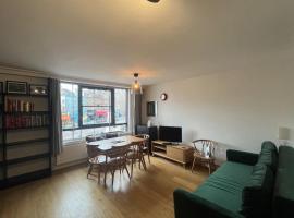 Foto di Hotel: Vibrant & Homely 2BD Flat - Angel