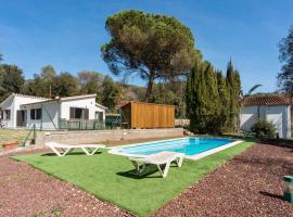 A picture of the hotel: Casa con piscina cerca de Girona