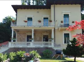 Gambaran Hotel: La Villa del Lago