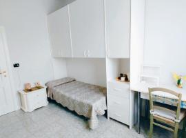 Hotel Photo: Stanza privata a Brescia