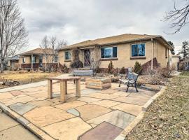 Hotel fotoğraf: Denver Apartment with Shared Patio and Fire Pit!