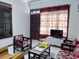 Foto do Hotel: Dafaira holidayhome batu