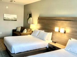 A picture of the hotel: Best Western Plus Pitt Meadows Inn & Suites