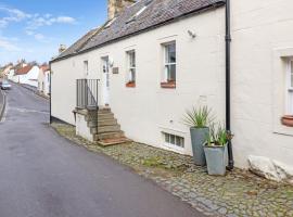 Hotel Photo: Whinstone Holiday Home in Falkland