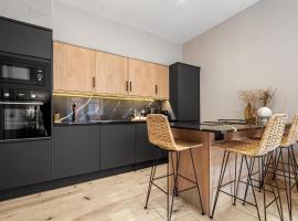 Hotel Photo: Stylish 1 Bed City Centre Apartment (Sleeps 4)