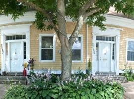 Hotel Foto: Heritage Row House in Downtown Halifax