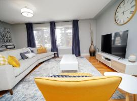 Foto di Hotel: Cozy 3 Bedroom Contemporary Home With Free Parking