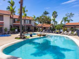 Wolngarin Holiday Resort Noosa, hotel in Noosaville