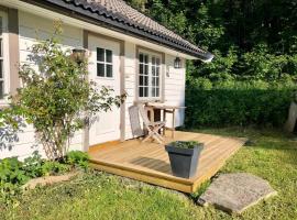 Hotel fotoğraf: Idyllic small farm appartment