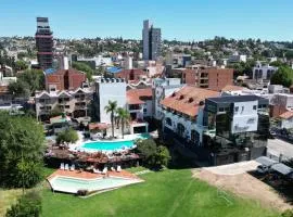 Hotel El Condado, hotel en Villa Carlos Paz