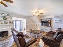 Hotel Photo: Pet-Friendly Afton Vacation Rental with Game Room