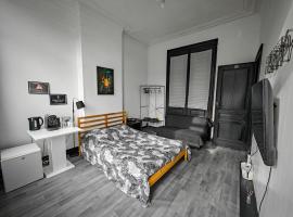 Hotel Foto: Private Room in center of Charleroi