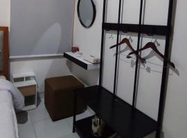 villa cikole kafe kalaras、レンバンのホテル