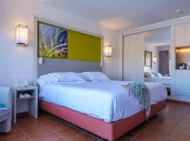 Oassium Hotel - Adults Only