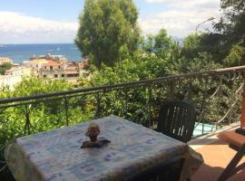 Hotel Photo: Appartamento in villa vista mare