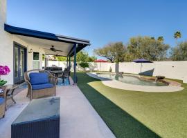 Hotel Foto: Chandler Home with Pool, Putting Green and Game Room!