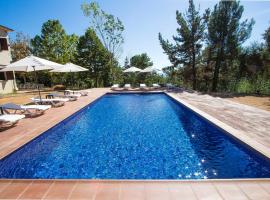 Ξενοδοχείο φωτογραφία: Catalunya Casas: Spacious Villa Vera up to 24 guests, a short drive to Blanes!
