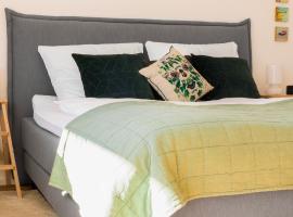 Hotel Photo: FeelsLikeHome - Traumhafte zentrumsnahe Wohnung mit Balkon&Parkplatz