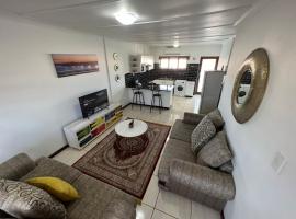 Hotel Photo: Safi Luxury Self-Catering Suite 8